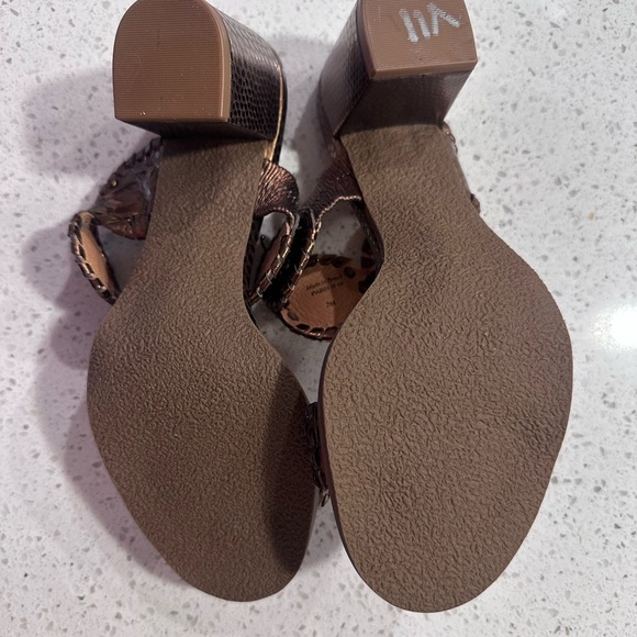 Jack Rogers Women's Metallic Brown Sandals - Picture 8 of 8